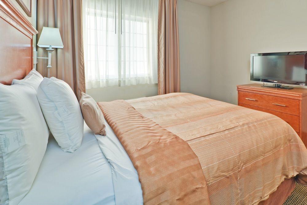 First Inn Suites Germantown Eksteriør bilde